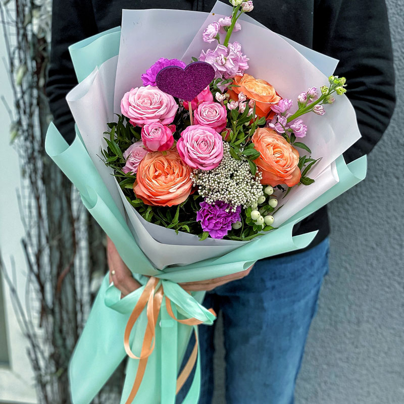 Авторский букет цветов «Love You» - цветы с доставкой Buketland