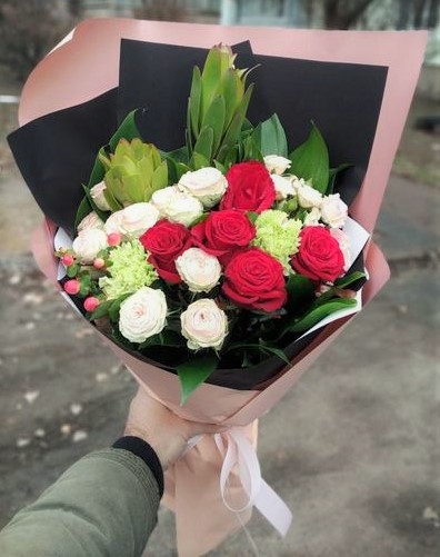 Фото доставка цветов Одесса