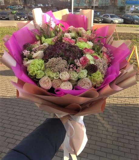 Фото доставка цветов Днепр